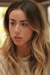 Фото Хлоя Беннет (Chloe Bennet)