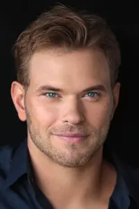 Фото Келлан Лутц (Kellan Lutz)