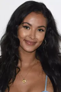 Фото  (Maya Jama)