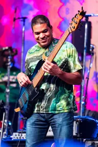 Фото  (Oteil Burbridge)