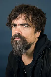 Фото Пітер Дінклейдж (Peter Dinklage)