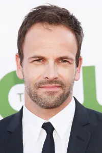 Фото Джонні Лі Міллер (Jonny Lee Miller)