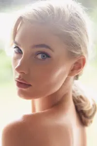 Фото  (Elsa Hosk)