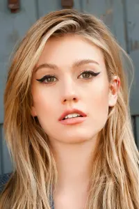 Фото Кетрін Макнамара (Katherine McNamara)