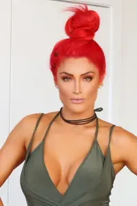 Фото  (Natalie Eva Marie)