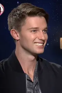 Фото Патрік Шварценеггер (Patrick Schwarzenegger)