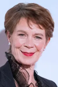 Фото Селія Імрі (Celia Imrie)