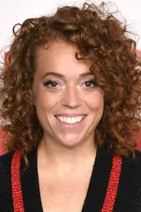 Фото  (Michelle Wolf)