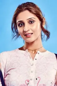 Фото  (Dhvani Bhanushali)