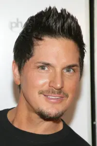 Фото  (Zak Bagans)