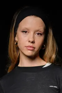 Фото Мія Гот (Mia Goth)