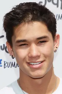 Фото Бубу Стюарт (Booboo Stewart)