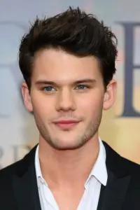 Фото Джеремі Ірвайн (Jeremy Irvine)