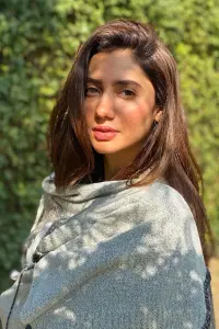 Фото  (Mahira Khan)