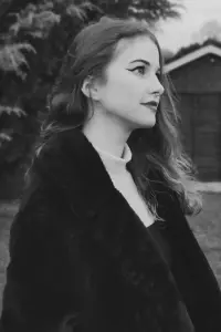 Фото  (Mia Osborne)