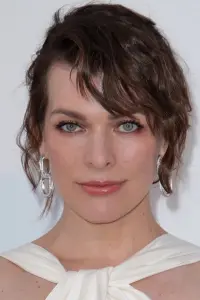 Фото Міла Йовович (Milla Jovovich)