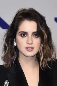 Фото Лаура Марано (Laura Marano)