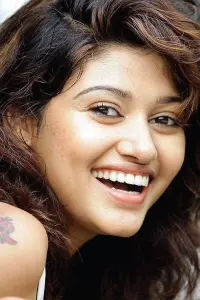 Фото  (Oviya Helen)