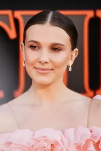 Фото Міллі Боббі Браун (Millie Bobby Brown)