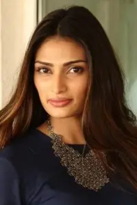 Фото  (Athiya Shetty)