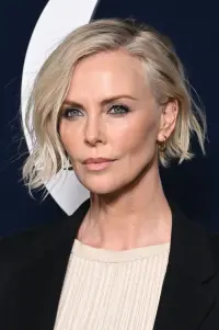 Фото Шарліз Терон (Charlize Theron)