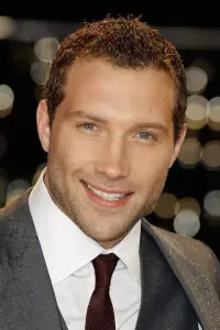 Фото Джай Кортні (Jai Courtney)