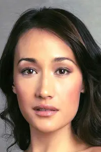 Фото Меггі К (Maggie Q)