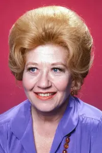 Фото Шарлотта Рей (Charlotte Rae)