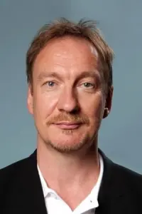 Фото Девід Тьюліс (David Thewlis)