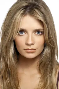 Фото Міша Бартон (Mischa Barton)