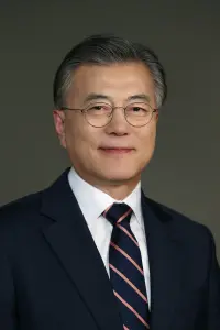 Фото  (Moon Jae-in)