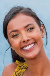 Фото  (Maya Jama)