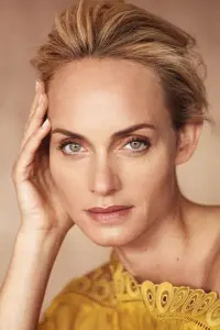 Фото Амбер Валетта (Amber Valletta)