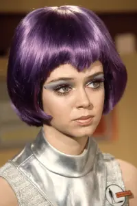 Фото  (Gabrielle Drake)