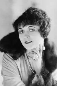 Фото  (Pola Negri)