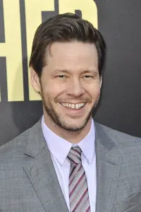 Фото Айк Барінгольц (Ike Barinholtz)