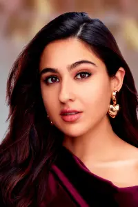 Фото  (Sara Ali Khan)