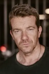 Фото Макс Біслі (Max Beesley)