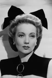 Фото Енн Сотерн (Ann Sothern)