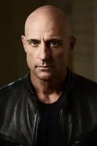 Фото Марк Стронг (Mark Strong)