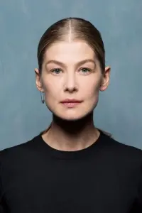 Фото Розамунд Пайк (Rosamund Pike)