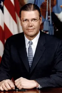 Фото  (Robert McNamara)