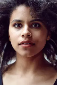 Фото Зазі Бітц (Zazie Beetz)