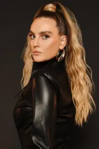 Фото  (Perrie Edwards)