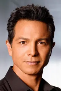 Фото Бенджамін Бретт (Benjamin Bratt)