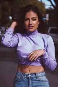 Фото Інанна Саркіс (Inanna Sarkis)