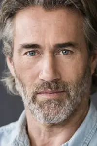 Фото Рой Дюпюї (Roy Dupuis)