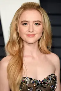 Фото Кетрін Ньютон (Kathryn Newton)