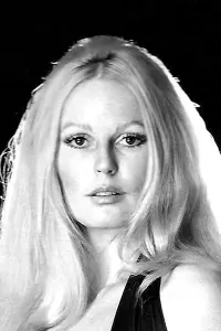 Фото Вероніка Карлсон (Veronica Carlson)