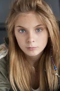 Фото Брайтон Шарбіно (Brighton Sharbino)